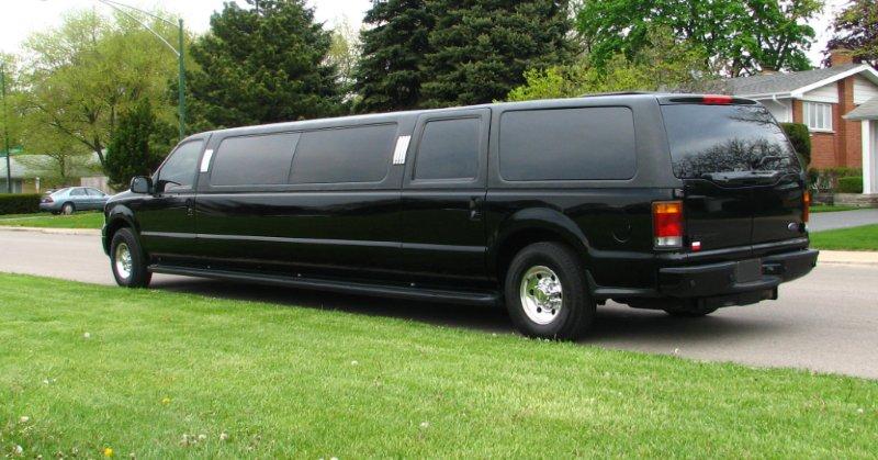 2005 Ford Excursion QVM Krystal Stretch Limousine SUV 