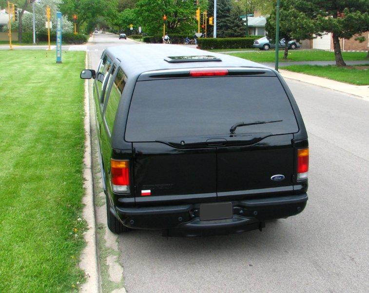 2005 Ford Excursion QVM Krystal Stretch Limousine SUV 